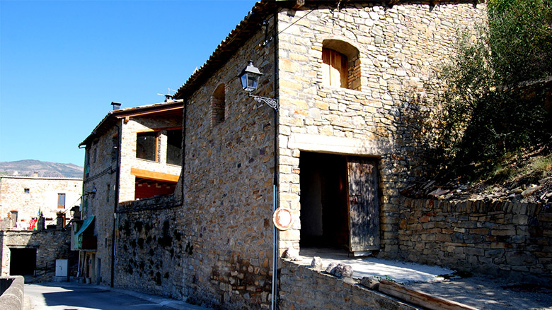 Vivienda de La Pobla de Segur