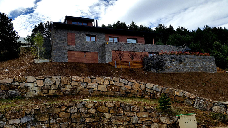 Vivienda en Urús - Anvic, Climatización, Geotérmia, Fontanería